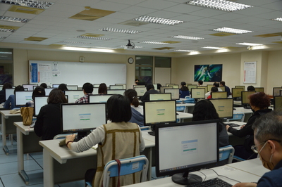 技专校院校务基本资料库校内说明会09